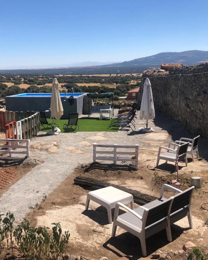 Gallegos De San Vicente Casa Rural El Linaje De Los Cinco Sombreros מראה חיצוני תמונה