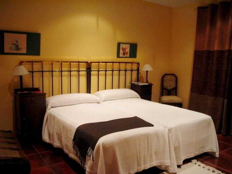 Gallegos De San Vicente Casa Rural El Linaje De Los Cinco Sombreros מראה חיצוני תמונה